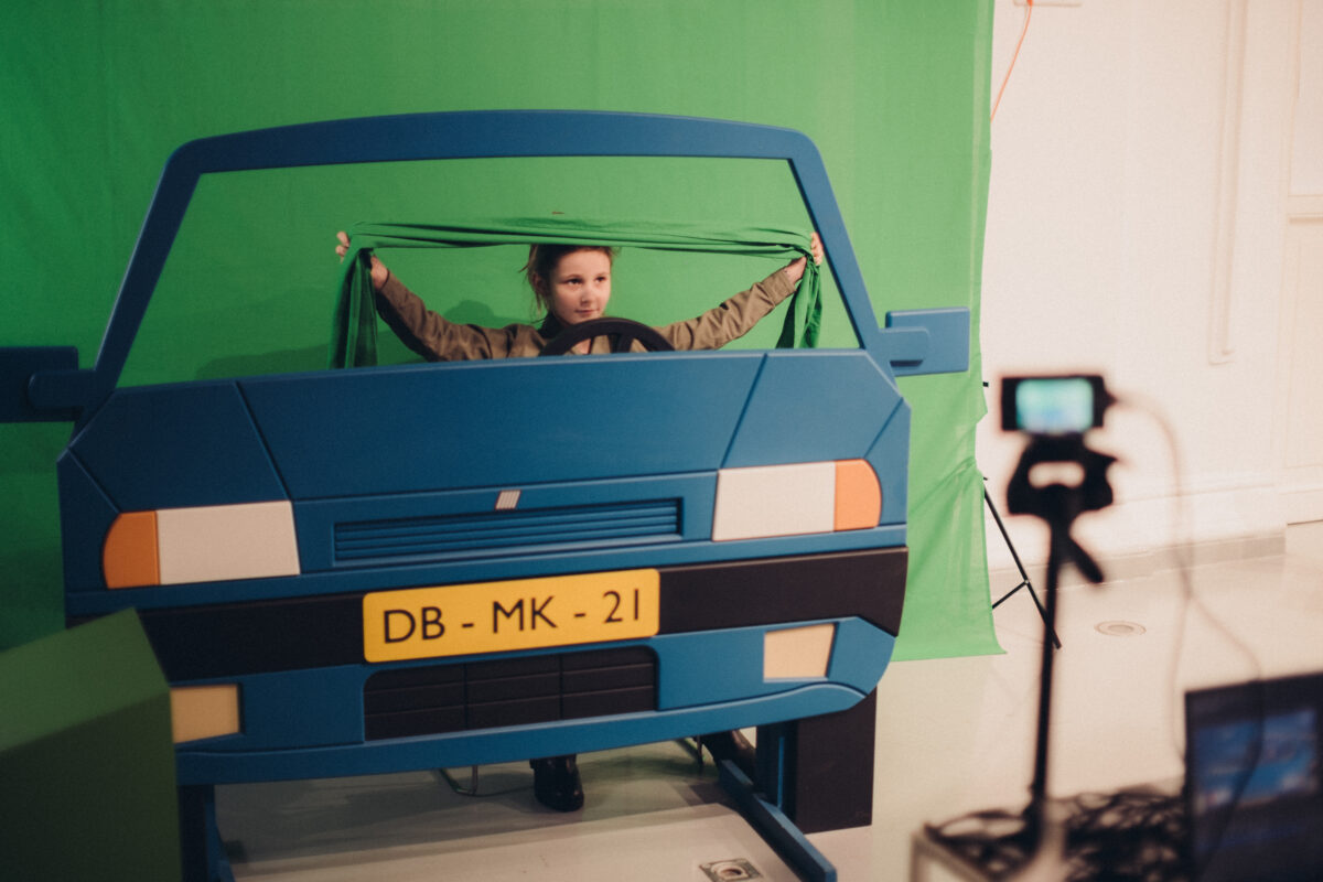 Still: Green Screen