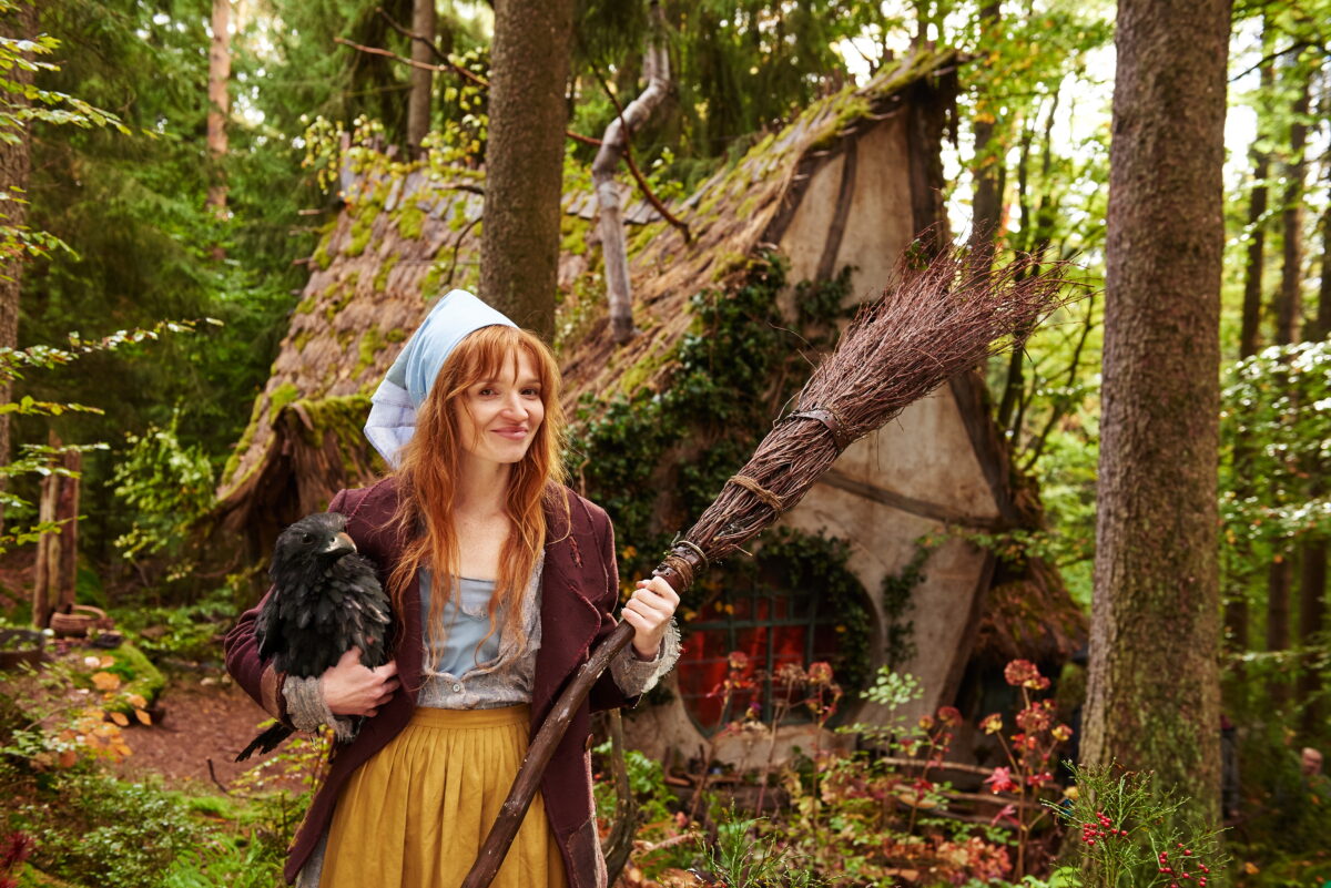 Kadr: Mała Czarownica