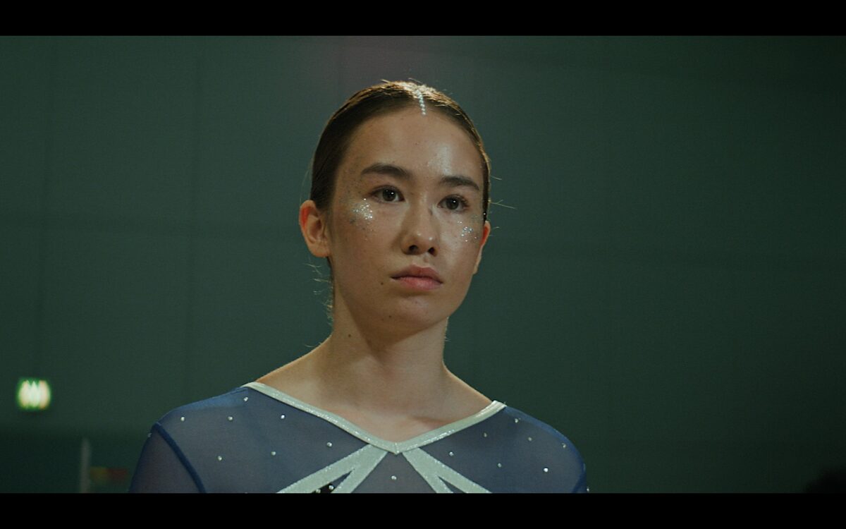 Still: Elite